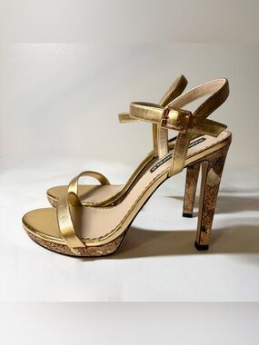 Karl Lagerfeld Paris Metallic Gold Ankle Strap Heels Women’s Size 10